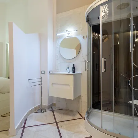 Oliviero - Piazza Navona Apartment