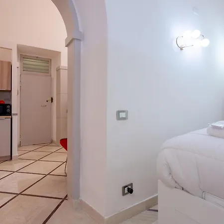 Oliviero - Piazza Navona *